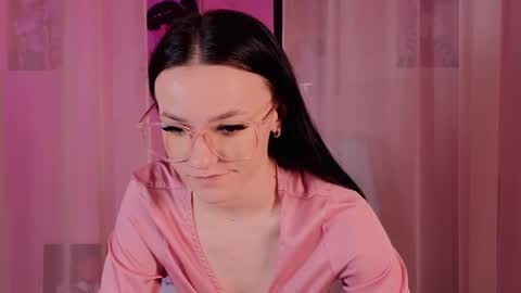 elizzza_ online show from February 2025 06:19:02 PM