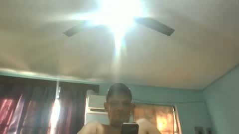 Snapshot of eljim323323 chatting on November 2025 02:15:01 PM eljim323323 online show from November 2025 02:15:01 PM