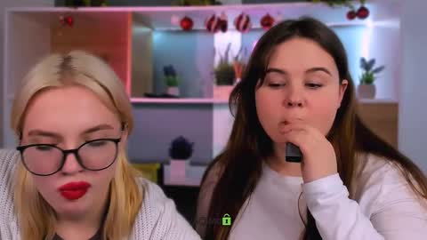 ella_coco online show from January 2026 01:02:01 PM