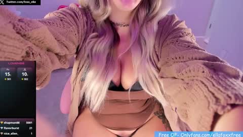 ella_foxx online show from January 2025 02:44:02 AM