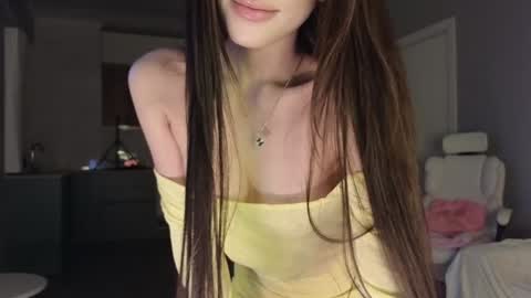 Lee online show from February 2026 03:33:02 AM