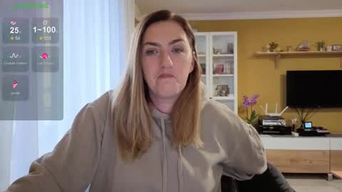 Snapshot of ella_max_live chatting on November 2025 06:23:01 AM Ella  Max online show from November 2025 06:23:01 AM