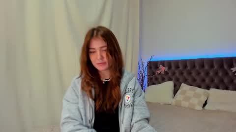 Ella Mayers online show from February 2025 04:42:02 AM