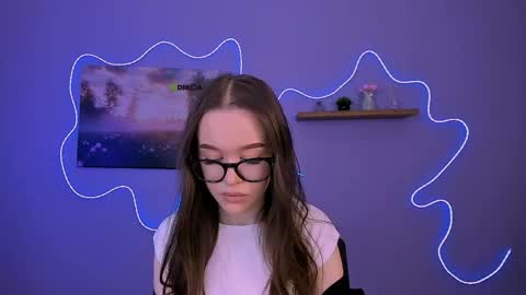 ella_miracle online show from May 2026 09:14:01 AM