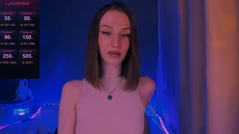 ellaamber online show from March 2026 06:46:02 AM