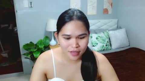 EllaFord online show from August 2026 12:10:02 AM
