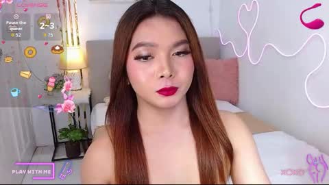ELLAH online show from September 2025 06:53:01 PM