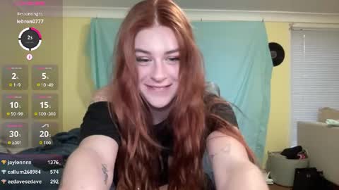 Snapshot of ellajadeexx chatting on July 2026 07:18:02 AM ellaaaa online show from July 2026 07:18:02 AM