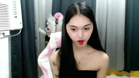 Snapshot of ellamiller69 chatting on May 2026 03:28:02 PM ELLA online show from May 2026 03:28:02 PM