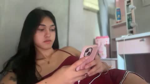 Snapshot of ellamiller69 chatting on May 2026 02:06:02 AM ELLA online show from May 2026 02:06:02 AM