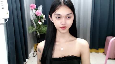 Snapshot of ellamiller69 chatting on May 2026 03:30:02 PM ELLA online show from May 2026 03:30:02 PM