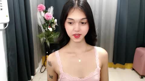 Snapshot of ellamiller69 chatting on May 2026 02:01:02 PM ELLA online show from May 2026 02:01:02 PM
