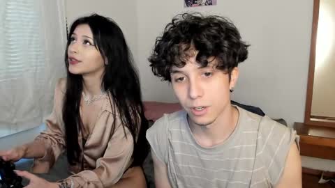 Ella and Cain online show from April 2026 05:30:01 PM