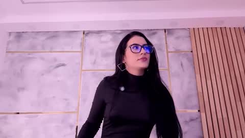 Snapshot of ellaochoa chatting on February 2026 11:25:02 AM ella online show from February 2026 11:25:02 AM