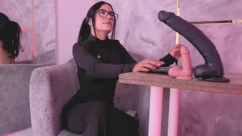 Snapshot of ellaochoa chatting on February 2026 10:38:01 AM ella online show from February 2026 10:38:01 AM