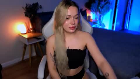 Ella online show from February 2026 05:59:02 AM