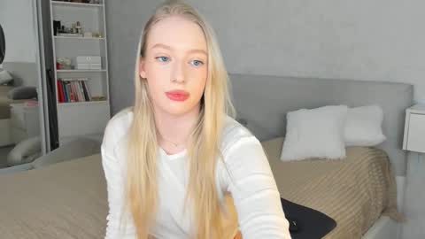 elldiana online show from March 2026 03:19:01 AM