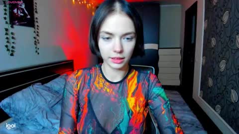 Luna online show from October 2025 05:31:01 PM