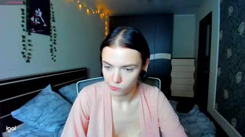 Luna online show from October 2025 02:18:02 PM