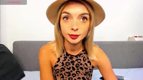 ellen_flow online show from September 2025 08:34:02 PM