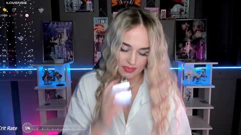 Snapshot of ellensoftt chatting on December 2024 09:04:02 PM Maria online show from December 2024 09:04:02 PM