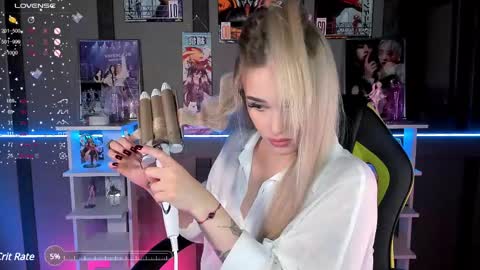 Snapshot of ellensoftt chatting on March 2025 05:17:02 PM Maria online show from March 2025 05:17:02 PM