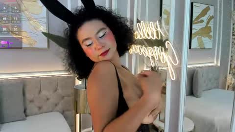 princess online show from November 2025 07:10:01 PM