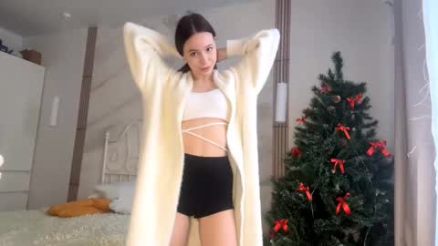 Snapshot of ellettecollins chatting on December 2025 09:17:01 AM Rosa online show from December 2025 09:17:01 AM