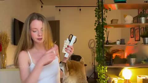 Snapshot of elli_harmon chatting on June 2026 05:25:01 PM Ellie --- Ill see you either on Friday or Saturday and definitely on Sunday online show from June 2026 05:25:01 PM