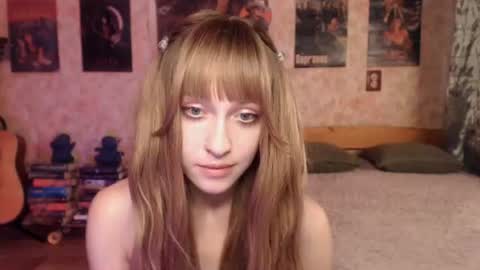 Snapshot of ellie_friendly chatting on July 2026 12:32:02 AM ellie_friendly online show from July 2026 12:32:02 AM