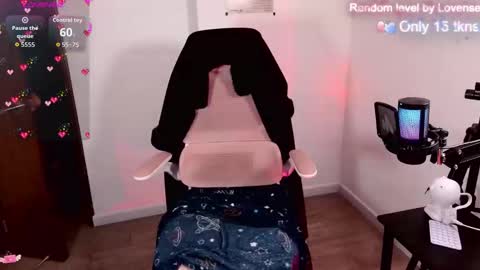 Ellie Jhonson  online show from January 2026 01:53:02 AM