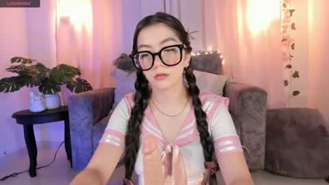 Snapshot of elliedream_ chatting on June 2026 03:13:01 PM elliedream_ online show from June 2026 03:13:01 PM