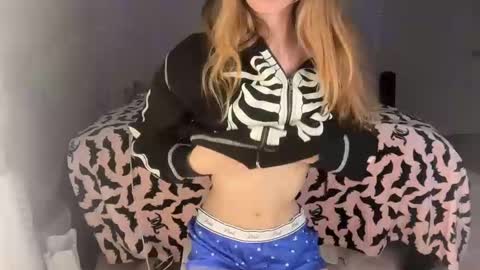 ellie online show from October 2025 02:55:02 AM