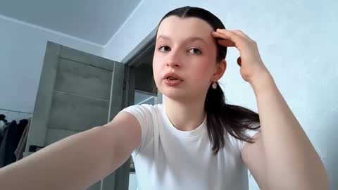 Ellie online show from February 2026 01:15:02 PM