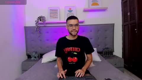 ELLIOT  online show from June 2026 04:48:01 PM