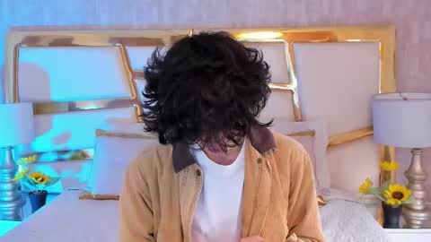 elliotvolkov online show from January 2026 04:43:01 PM