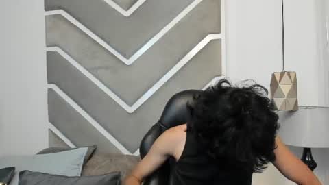 elliotvolkov online show from July 2026 03:04:02 PM