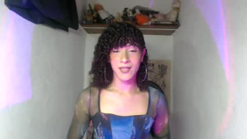 Snapshot of ellis_flowers chatting on June 2026 11:58:01 PM . online show from June 2026 11:58:01 PM