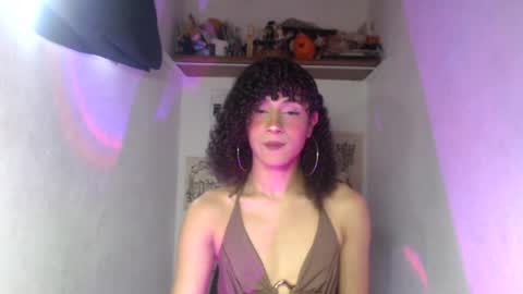 Snapshot of ellis_flowers chatting on July 2026 09:39:01 PM . online show from July 2026 09:39:01 PM