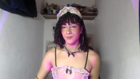Snapshot of ellis_flowers chatting on July 2026 11:32:01 PM . online show from July 2026 11:32:01 PM