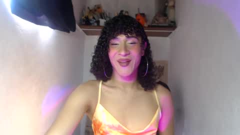Snapshot of ellis_flowers chatting on July 2026 07:17:01 PM . online show from July 2026 07:17:01 PM