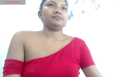 Snapshot of elly_willis chatting on March 2025 11:56:02 PM Elly online show from March 2025 11:56:02 PM
