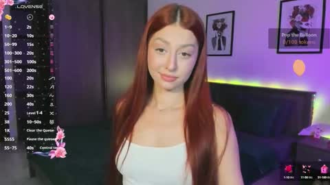 EllyPeach online show from October 2025 12:25:01 PM