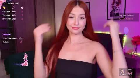 EllyPeach online show from December 2025 12:03:02 PM