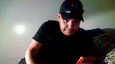 elmario24 online show from November 2025 10:21:01 AM