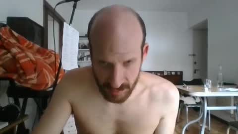 Snapshot of elmatirestrepo chatting on December 2024 10:05:02 PM Mati Restrepo online show from December 2024 10:05:02 PM