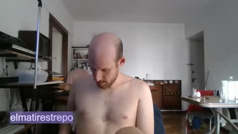 Snapshot of elmatirestrepo chatting on October 2025 12:48:02 PM Mati Restrepo online show from October 2025 12:48:02 PM