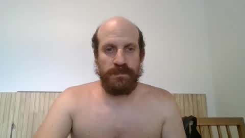 Snapshot of elmatirestrepo chatting on February 2026 09:22:01 PM Mati Restrepo online show from February 2026 09:22:01 PM