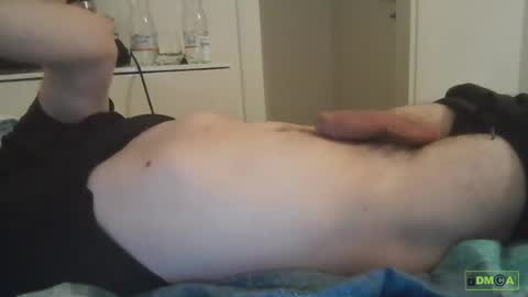 Snapshot of elmoro101 chatting on April 2026 08:03:02 PM elmoro101 online show from April 2026 08:03:02 PM