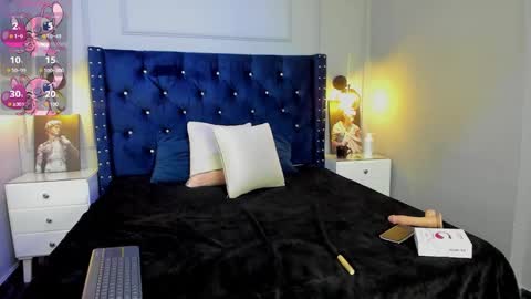 Snapshot of elodie_walker chatting on January 2025 11:26:02 AM Elodie online show from January 2025 11:26:02 AM